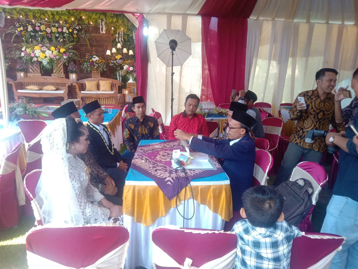 ArifSet75037406's tweet photo. Syah....... https://t.co/9deTmrT9To