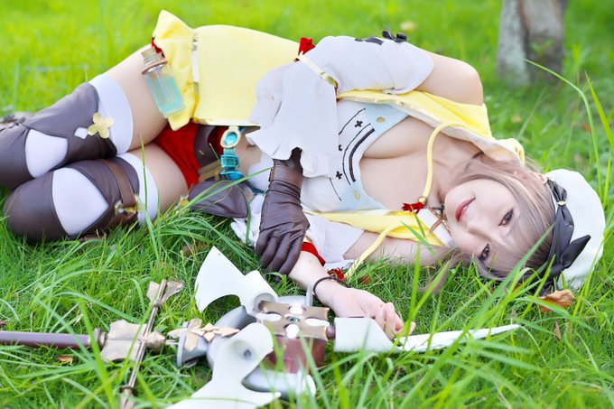 Twitterのコスプレ画像15