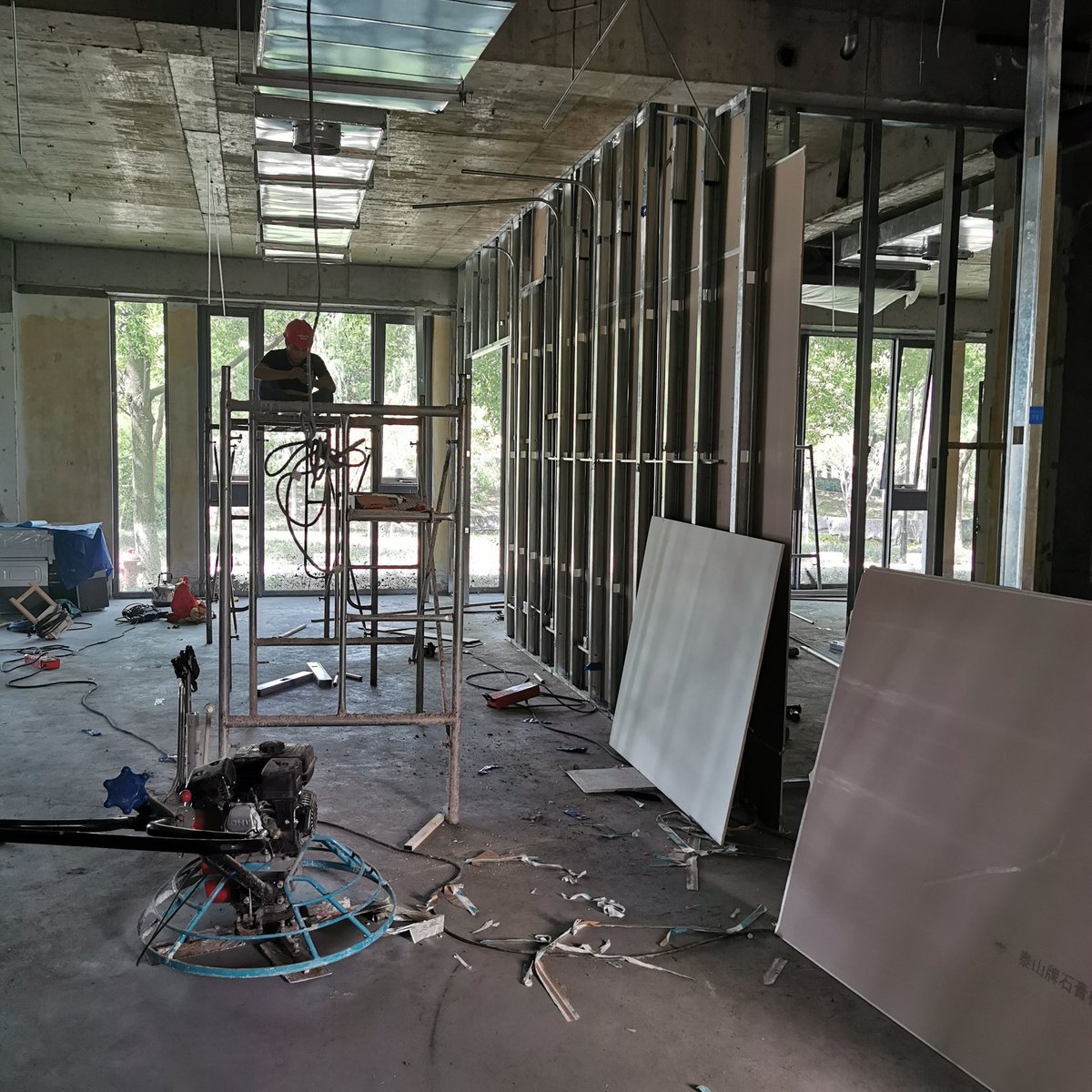 bluepumpkin0801's tweet image. #csha academic center under construction