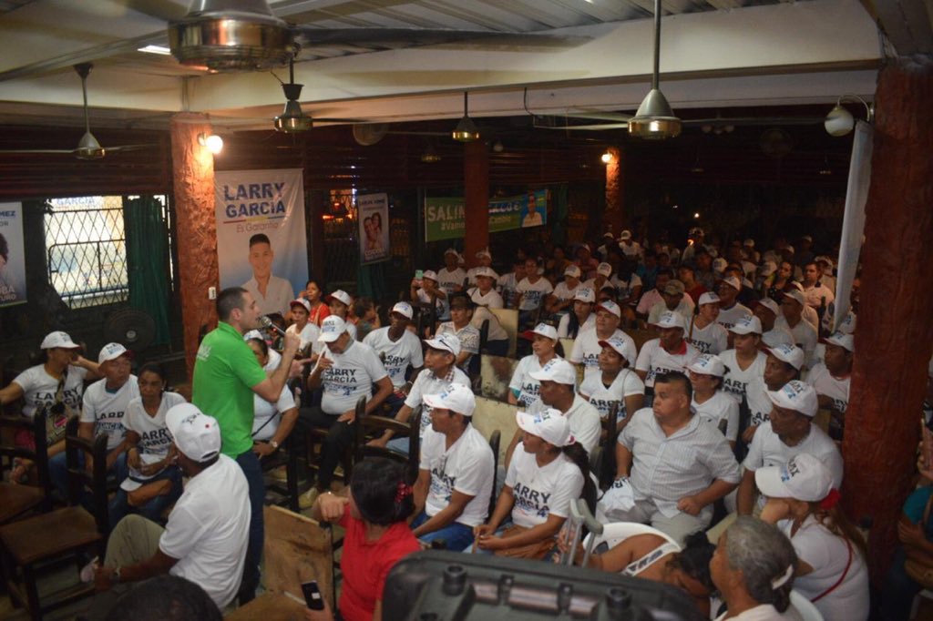 salinghisays3's tweet photo. ¡El comercio tendrá su representante en el concejo de #Montería!
Con @larrygarciac joven empresario, tendremos participación de mas sectores de la economía local. 
#VamosPorMásCambio #SalinAlcalde ✅💪🏻 https://t.co/os9M5Lk71e
