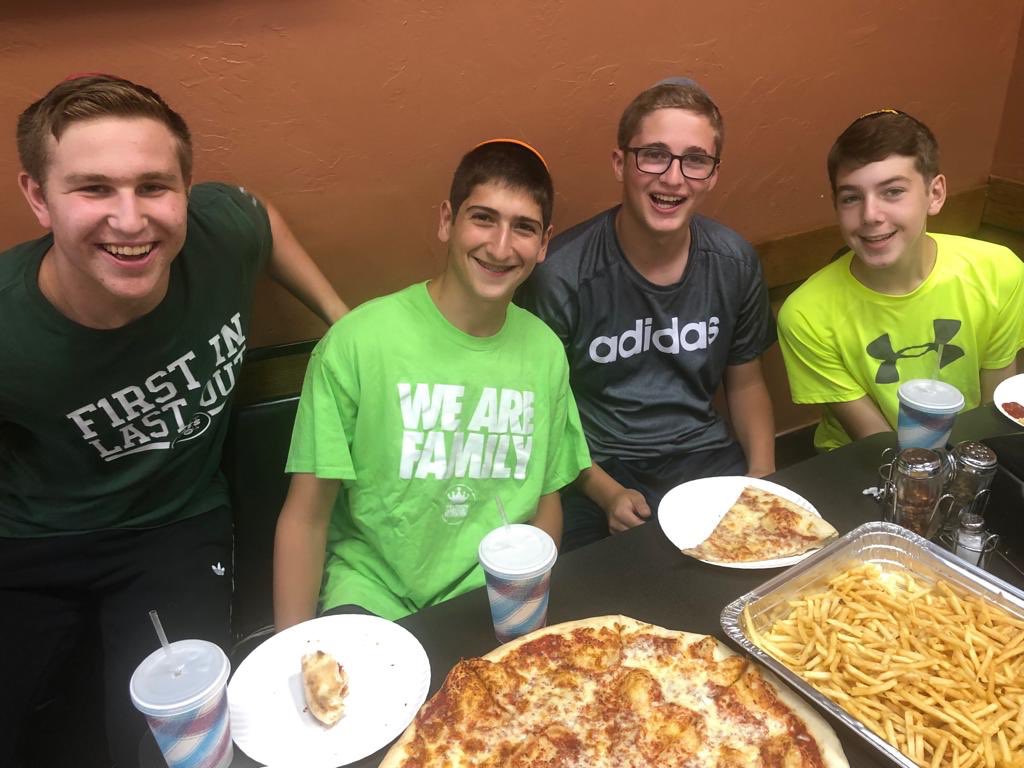 NCSYRTC's tweet photo. Let the reunions begin!

#RTCNCSY
#BestSummerEver https://t.co/X90jnngn7s