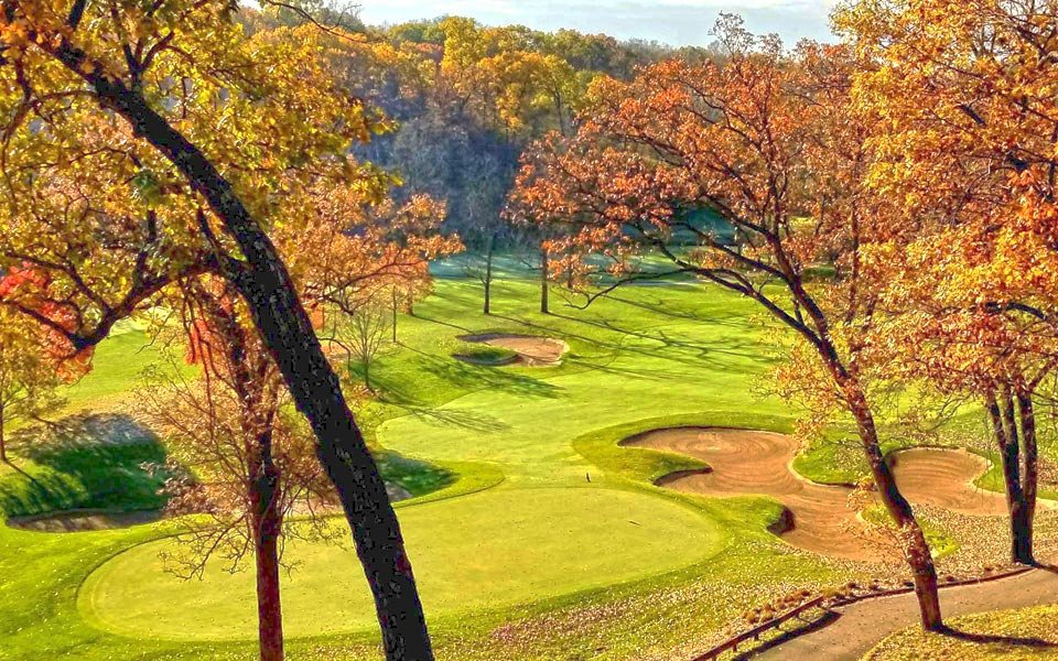 BryanTweed16's tweet photo. #6 on my #TweederTop40Finishers is the incredible Hurdzan/Fry 18th at WeaverRidge in Peoria, IL. A 556-yard Par-5 with a dramatic, downhill drive that must avoid both sand &amp; creek, with an uphill approach(es) to an amphitheater green. I'm still trying to drive it over the creek! https://t.co/iQ6LccoVYL