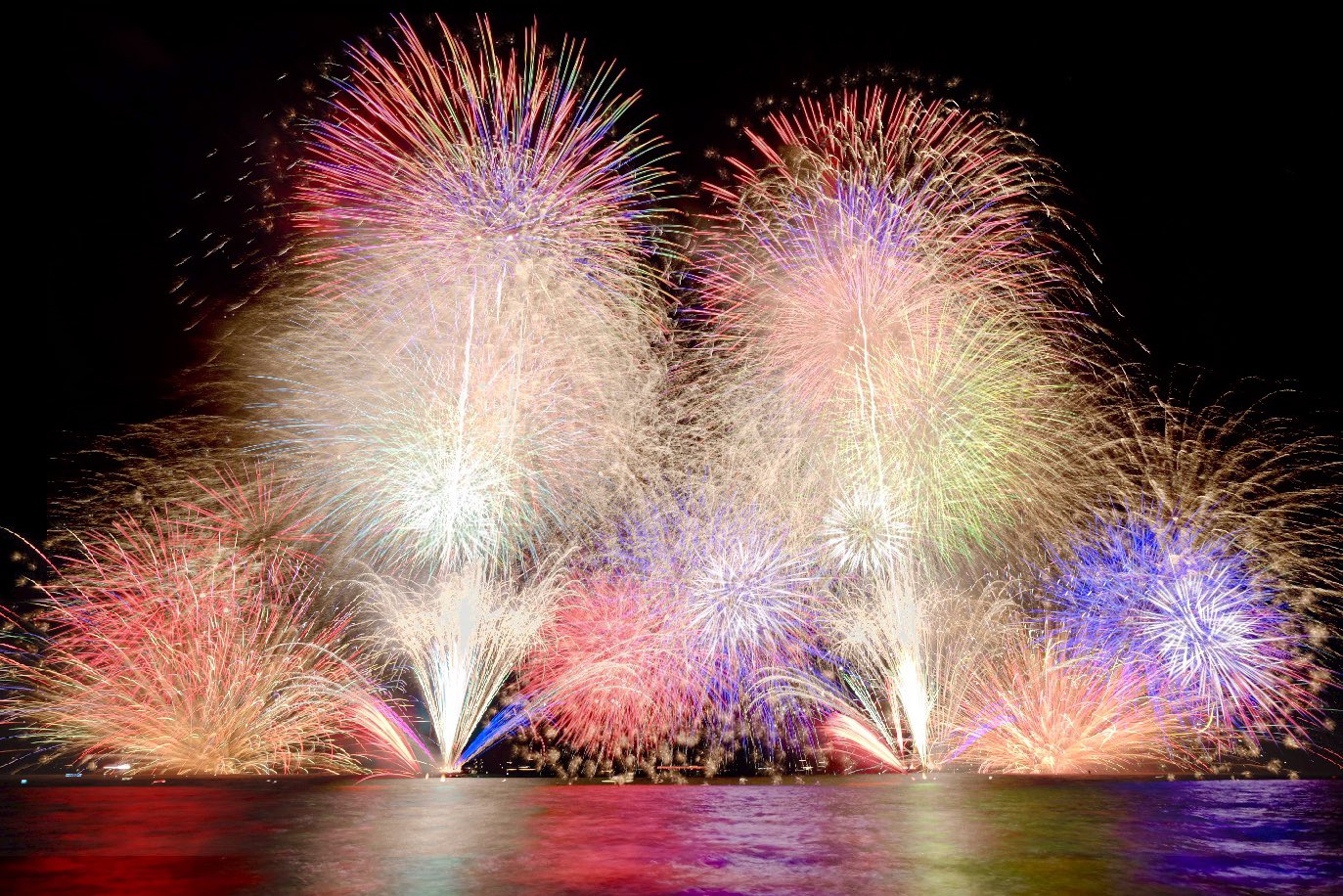 Izuma 彦根 北びわ湖大花火大会 彦根花火大会 彦根 びわこhttps T Co Vnaibwlehn Twitter