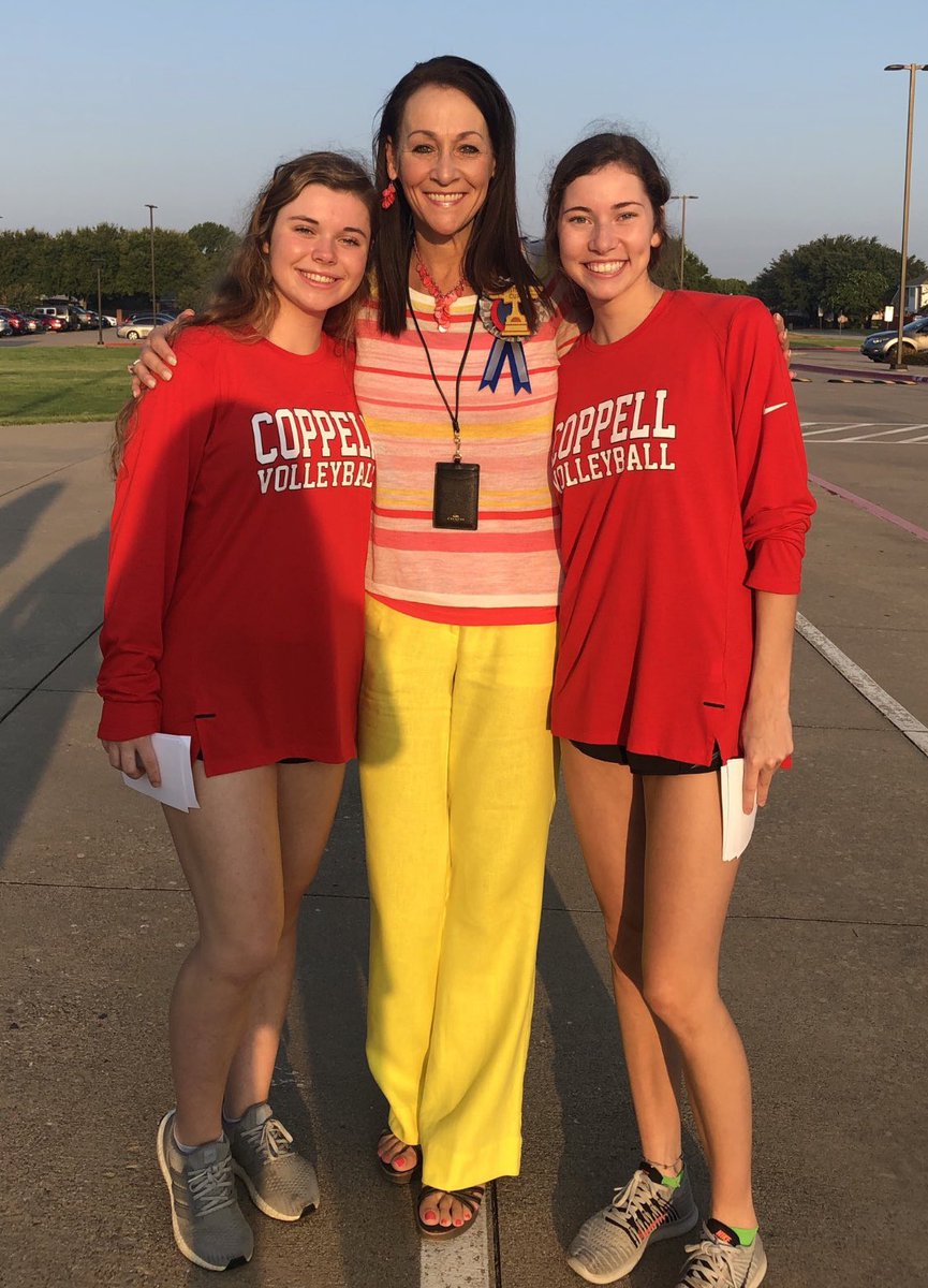 isabelleb022's tweet image. had so much fun this morning opening doors at @CCEColts and spreading the word about elementary school night tomorrow!! @CowgirlVB
