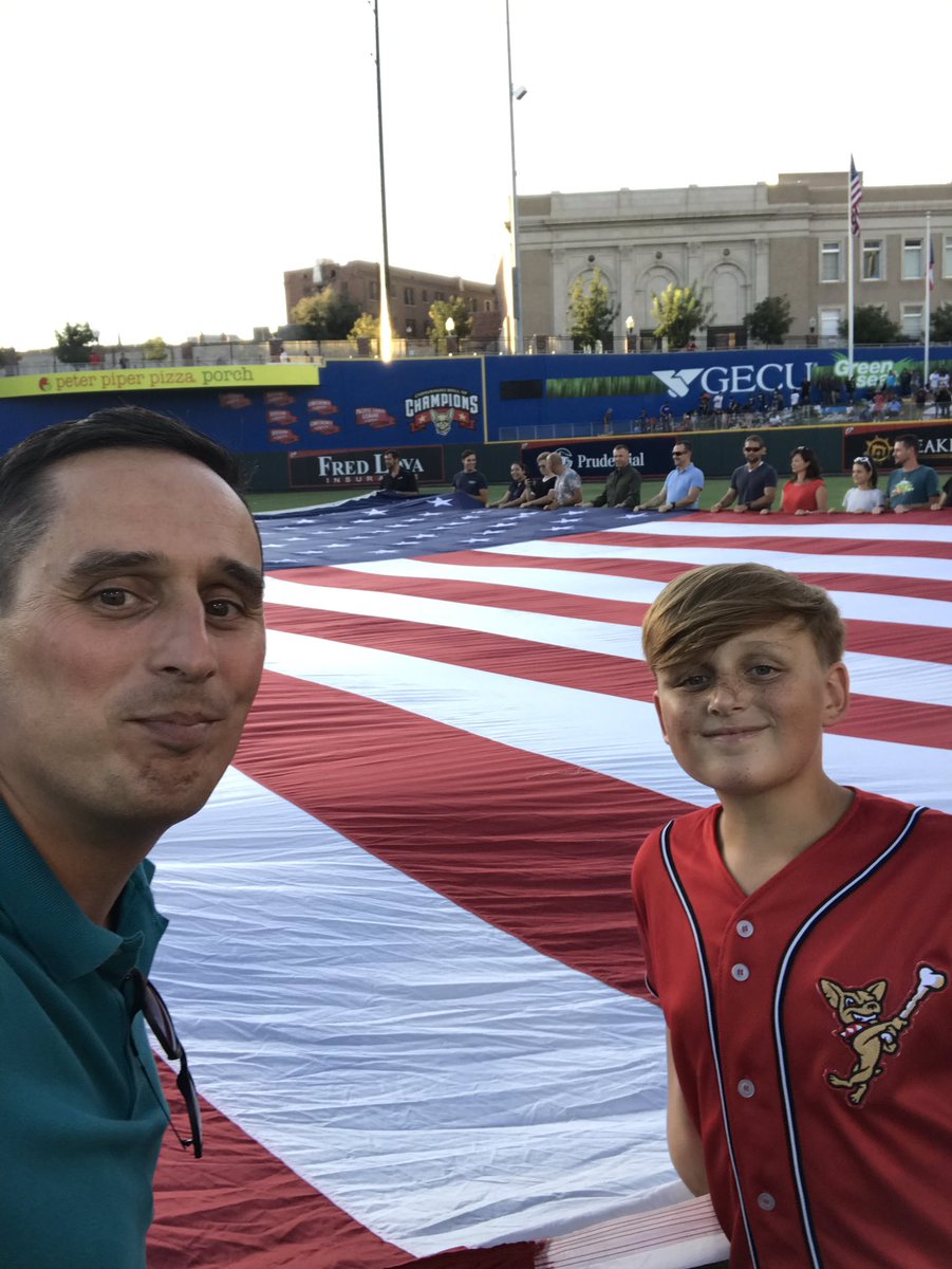 Morgan_tehn's tweet image. Proud moment to hold the Star Spangled Banner during the national anthem at the chihuahua game. #elpaso #usasma