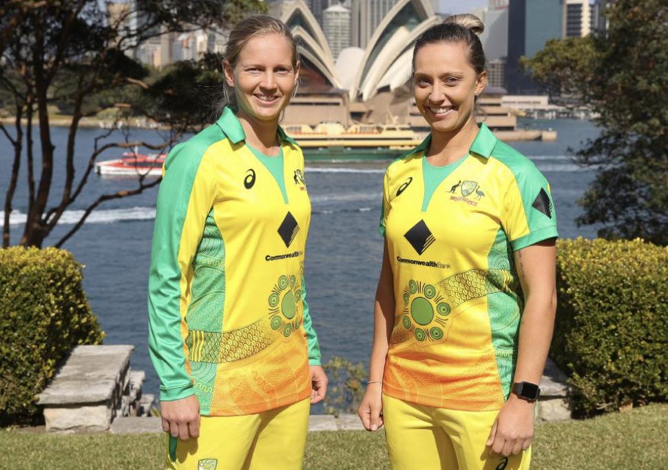 Annie Hateley tweet media