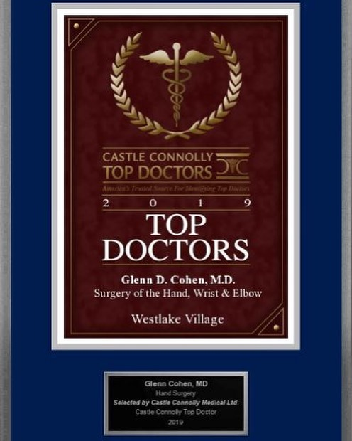 GlennDCohenMD's tweet photo. Happy and humbled to be included in the 2019 Top Doctors! #gratitude I love my job! https://t.co/B2LdzTgzkI
#Orthopedics #handdoc #handsurgeon #orthopedicsurgeon #orthopedichandsurgeon
#TopDoctors2019 https://t.co/3ZFgnynj1C