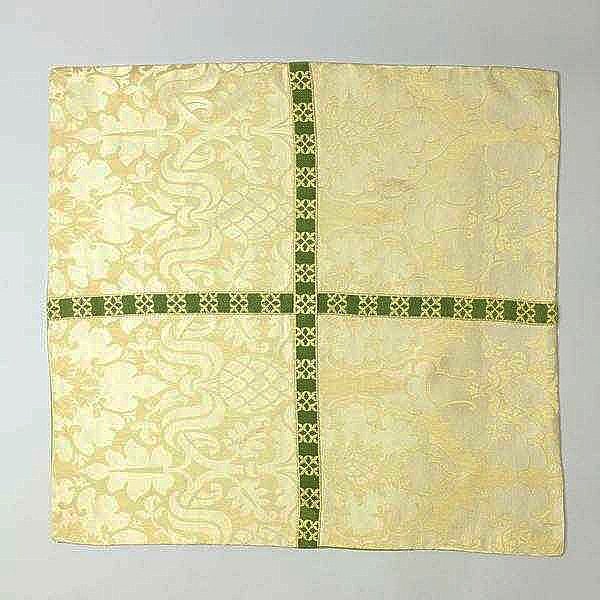 Pugin_awn's tweet photo. #Chaliceveil. Designed by #awnpugin, 1848.

Cream #silk, with a pineapple #design.

#pugin #augustuspugin #art #gothicrevival #gothicrevivaltextile #gothictextile #saintaugustinechurch #designtextile #gothicchaliceveil #textiledesign #embroidereddesign #ecclesiasticaltextile https://t.co/yPXL2NWED1
