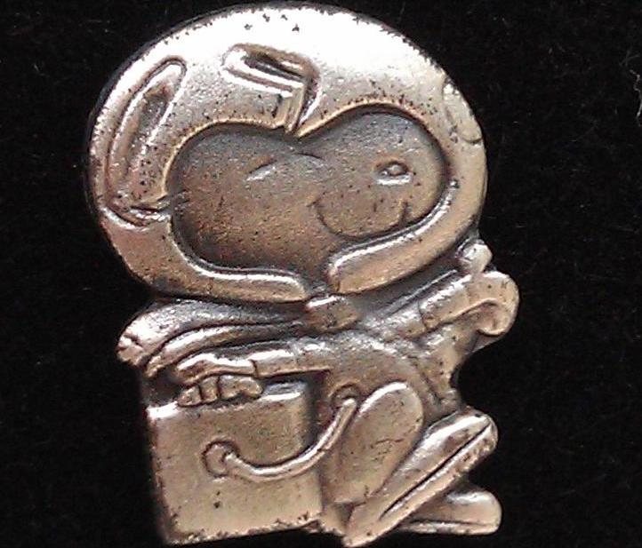 TomFulop's tweet photo. Did you Know?
Snoopy is the personal safety mascot for NASA astronauts. NASA issues a Silver Snoopy award to employees that promote flight safety The SS award is given to NASA employees and contractors for outstanding achievements related to human flight safety or mission success https://t.co/k3dDCftihx