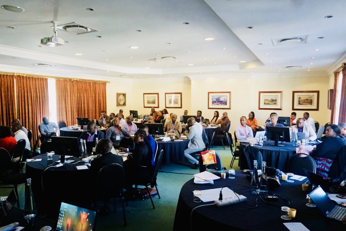 savvbrar's tweet photo. Regional Director @CNSozi welcoming pax from 11 countries to the Regional #HealthSituationRoom Training & encouraging them throughout this week to continue thinking about how to use the platform to tell a story & empower individuals at ALL levels to take action! #DataUseforAction https://t.co/LodWlemPDs
