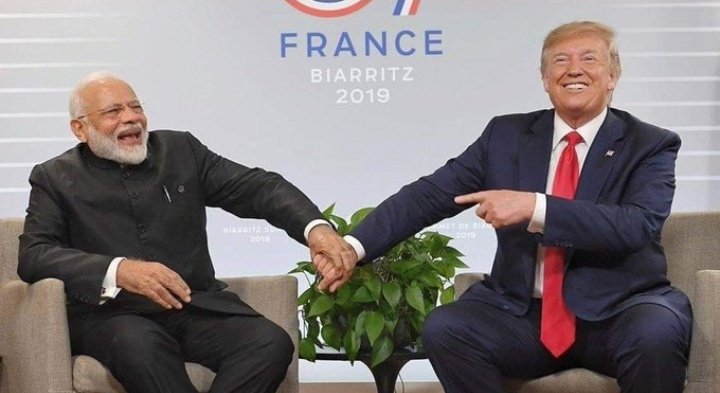 YaarDaadhi's tweet image. In todays episode of Man Vs Wild: