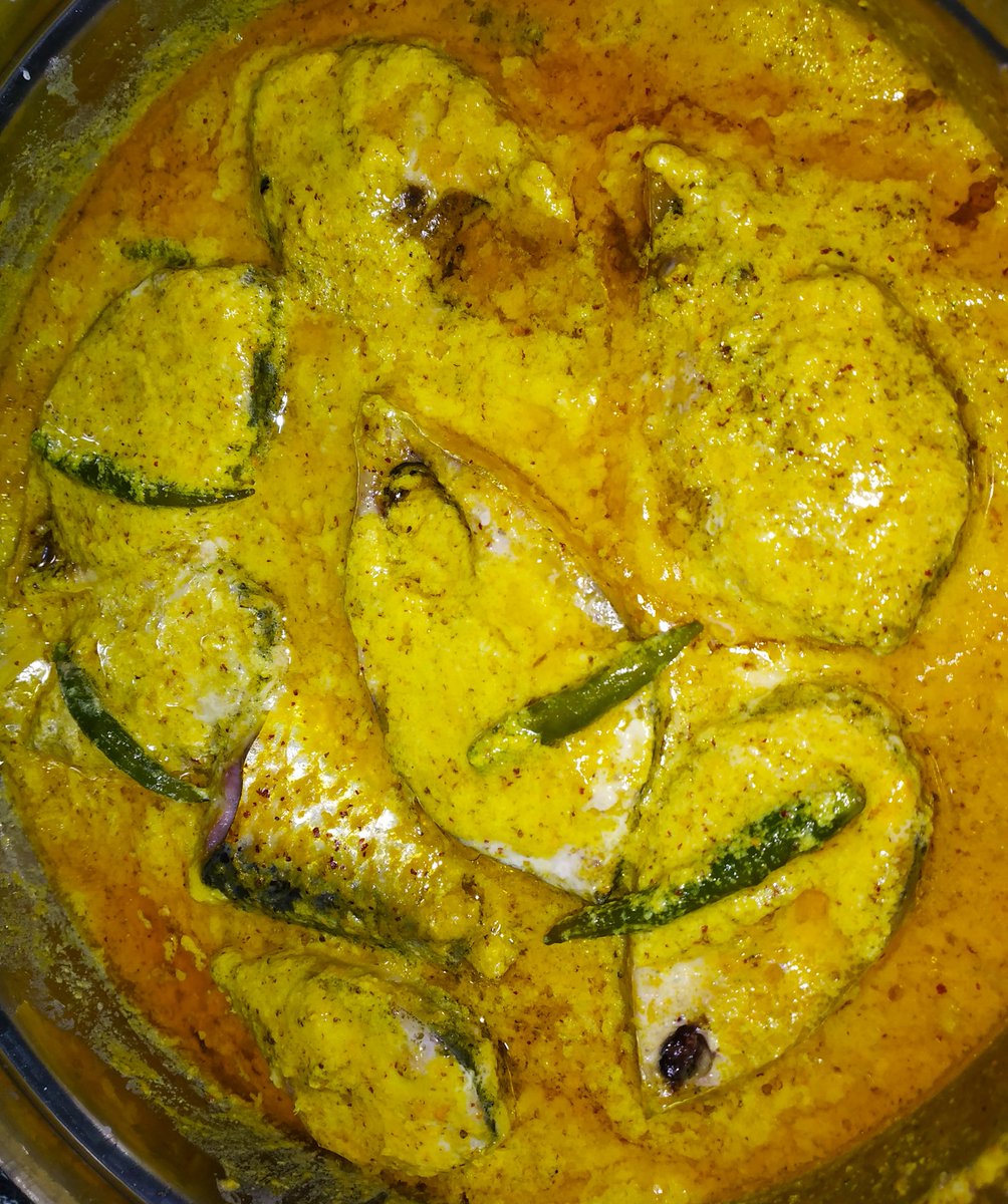 106. Last Night Dinner at Home. Plain Basmati Rice & Bhapa Ilish!! Prepared by Wife.