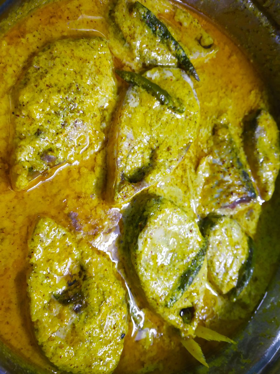 106. Last Night Dinner at Home. Plain Basmati Rice & Bhapa Ilish!! Prepared by Wife.