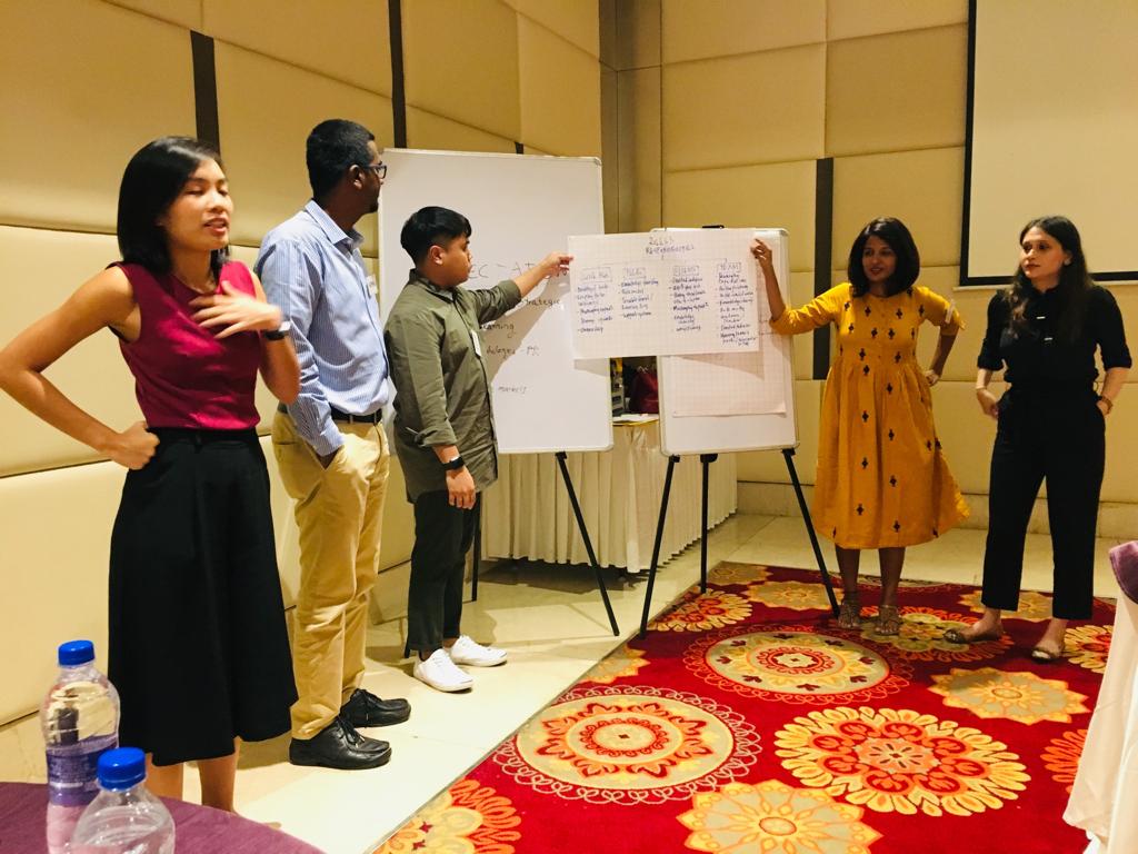 BursonIndia's tweet photo. Future leaders getting trained by experienced leaders on key skills like campaign planning and building winning teams with interactive sessions at LEAP #TuesdayMotivation https://t.co/9MiHK3ctb0