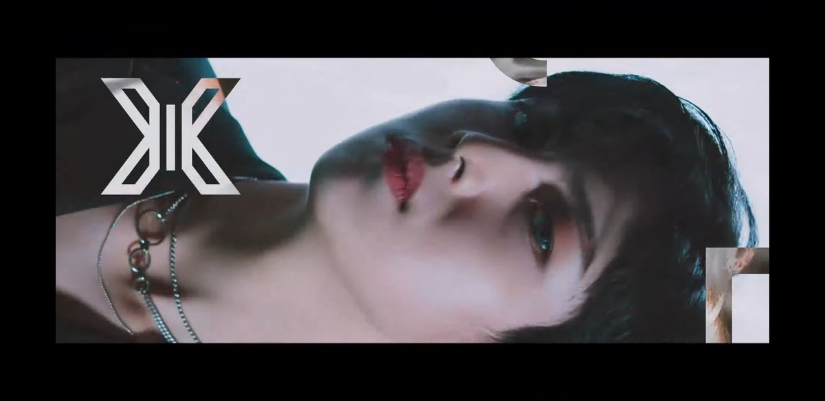 ttsamSK's tweet photo. ช็อตประทับใจในเอ็มวี คือไม่รู้อ่ะ เห็นแล้วจะร้องไห้ แงงงงงงง 😭😭😭😭😭😭😭😭 #X1_FLAϟH https://t.co/uz4Yo4Z3ki