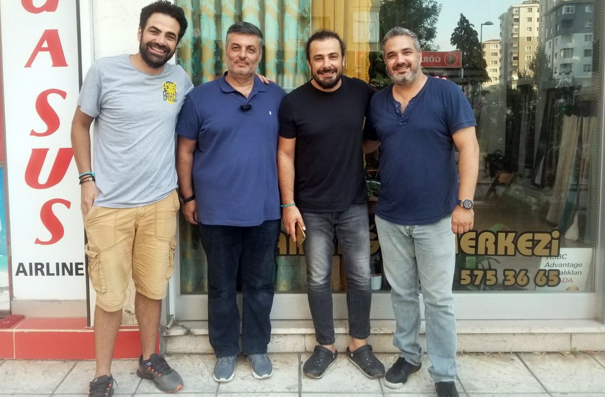 TURSAS Yönetim Kurulu Üyesi Memduh SAN ve Fehmi ÇAKMAK, Reklam ve Organizasyon konusunda Serkan GENÇ ve Serdal GENÇ ile anlaşmaya vardı.

TURSAS Yönetim Kurulu Üyesi Memduh SAN, “Biletci projesinde bizimle beraber hedefe yürümeye hazırlar.” dedi.