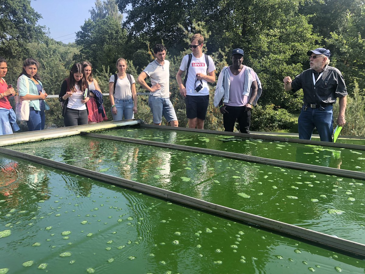 elena_delpup's tweet image. Today at the #ALGATECH #Laboratory of #Algal #Biotechnology, Institute of #Microbiology, Trebon (Czech Republic) #University of South #Bohemia @Ceskebudejovice @EuroleagueLife for the #Summer #School on #Bioeconomy 2019