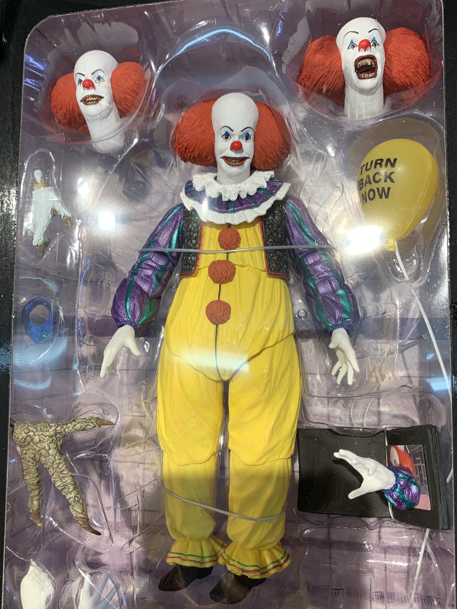 取次店 ○イット IT ペニーワイズ NECA ネカ フィギュア 豆魚雷 7 取次店 ○イット IT ペニーワイズ NECA ネカ フィギュア 豆魚雷 7