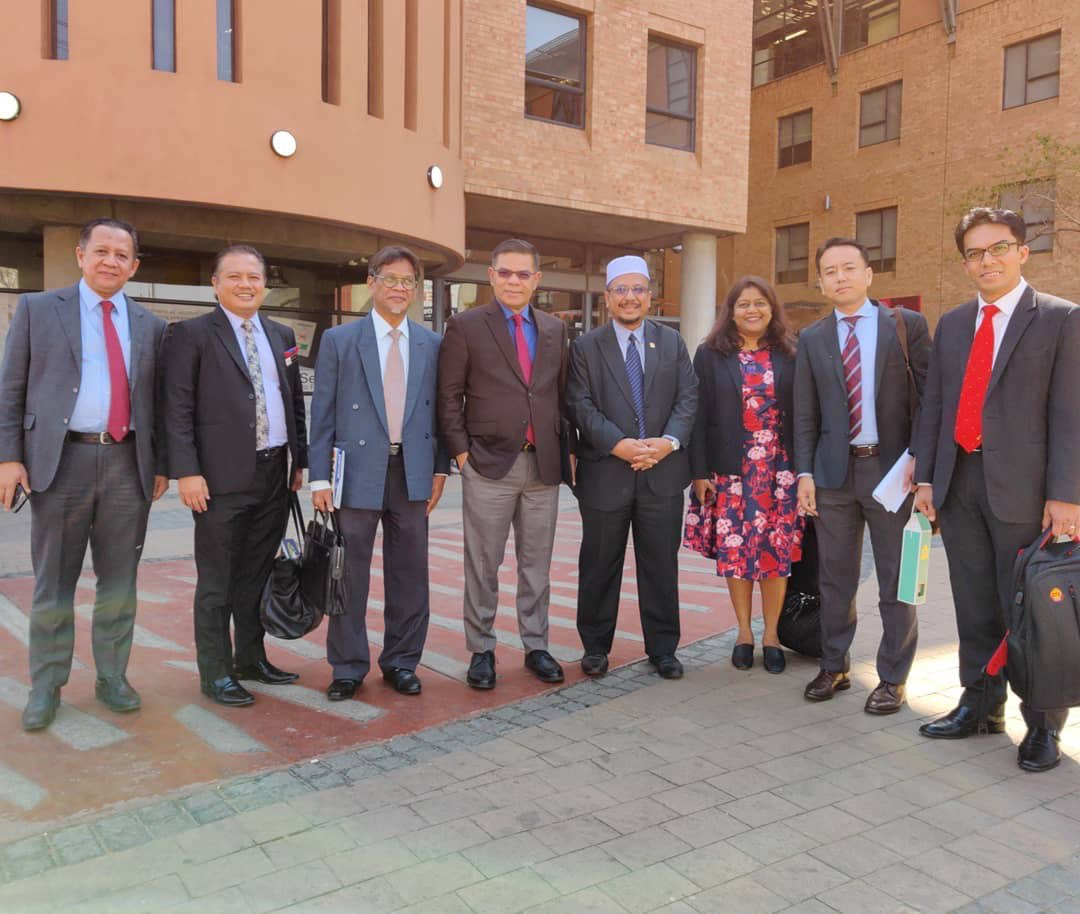 Saifuddin Nasution On Twitter Saya Mulakan Lawatan Kerja Rasmi Ke Afrika Selatan Bersama Pegawai Pegawai Fokus Lawatan Tertumpu Kepada Pertemuan Dan Pertukaran Idea Berkenaan Aspek Persaingan Tataurus Syarikat Dan Harta Intelek Saya Juga