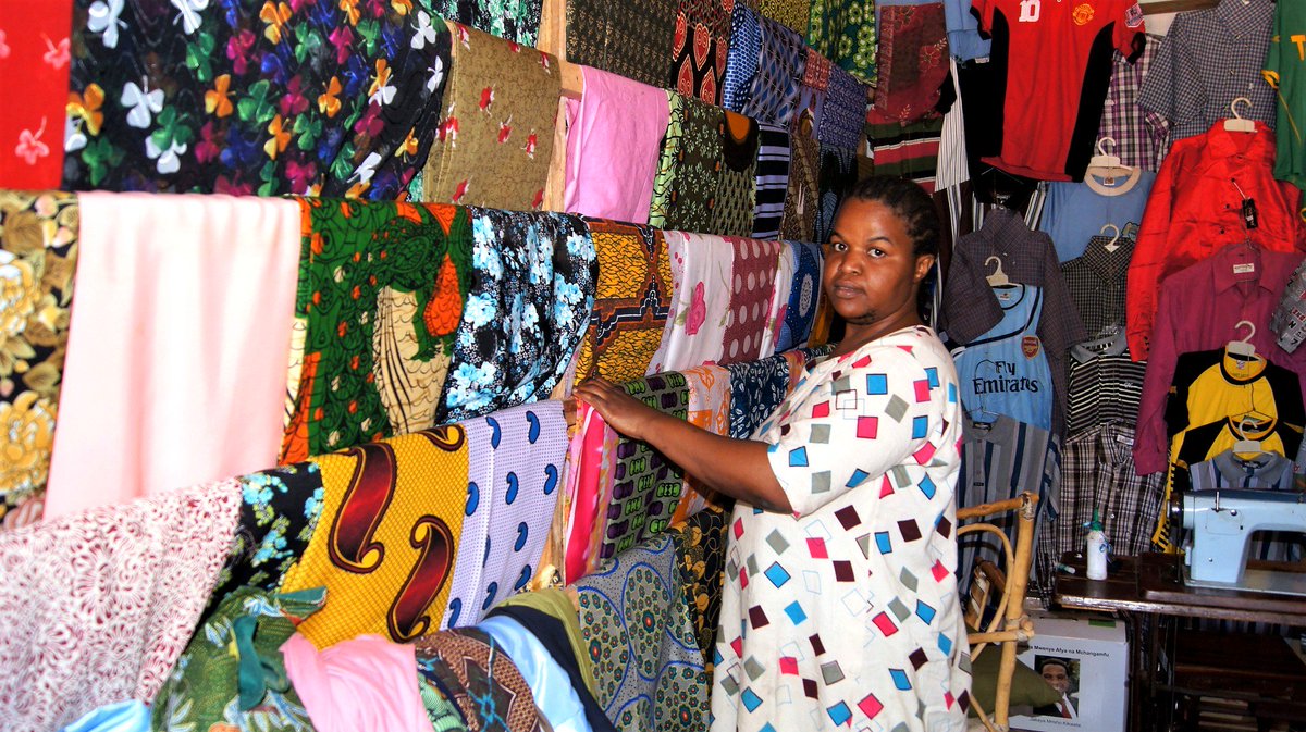WBGTanzania's tweet photo. #Tanzania scores less than 100 in four important areas on the #WomenBizLaw 2019 index but do you know the country can easily achieve 100 by making just a few changes! Do you know where😉 https://t.co/gsIcbLu0WN
#economicinclusion #legaldiscrimination #labormarket #genderequality https://t.co/3KD8Og2qwI