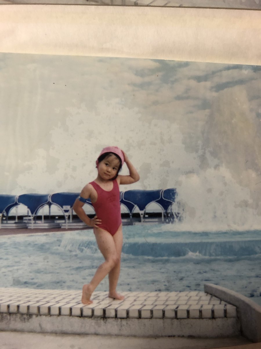 しぶとい中川翔子 人生初のグラビア写真でてきた