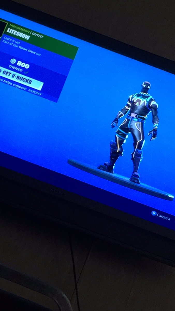 Cheng11223's tweet photo. @FaZeKay  use code FAZEKAY in the item shop:) https://t.co/ZvcBQxwble