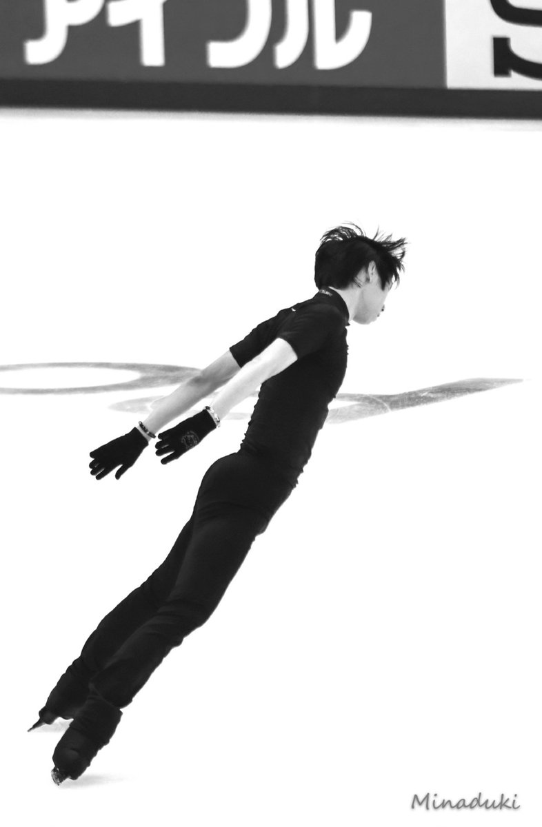 Minaduki_w's tweet photo. Fly me to Hanyu planet✨
#YuzuruHanyu
#Rostelecom2018
#羽生結弦選手が今日も元気で幸せでありますように https://t.co/uP3T0MPB54