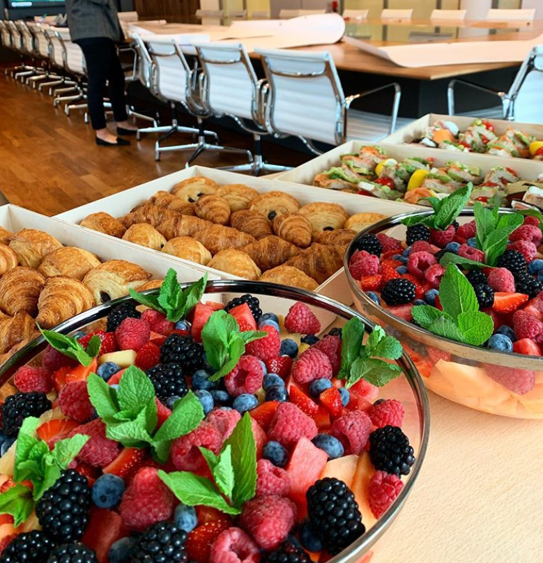 Fuel your teamโs creativity with our colorful and delicious catering experience. โจ๐คค๐ #cateringamsterdam #linkinbio #lepainquotidiencatering https://t.co/SqQvwbjWvn