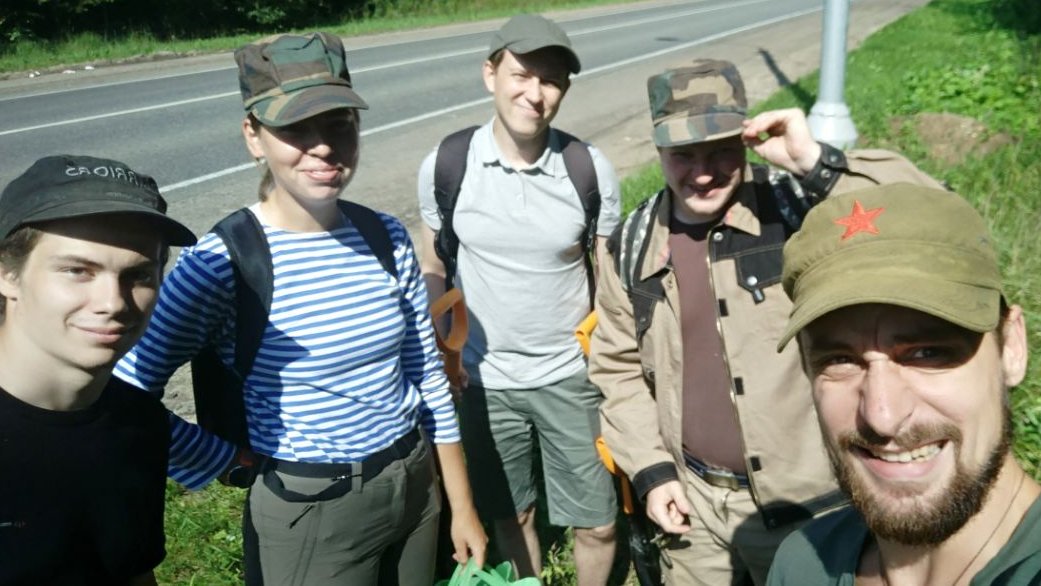 Fields non-stop! ☀️#Retisols from #MoscowRegion near the #DokuchaevSoilScienceInstitute Station. Had a very fast and good work with our colleagues from microbiology lab. Keep working!💪