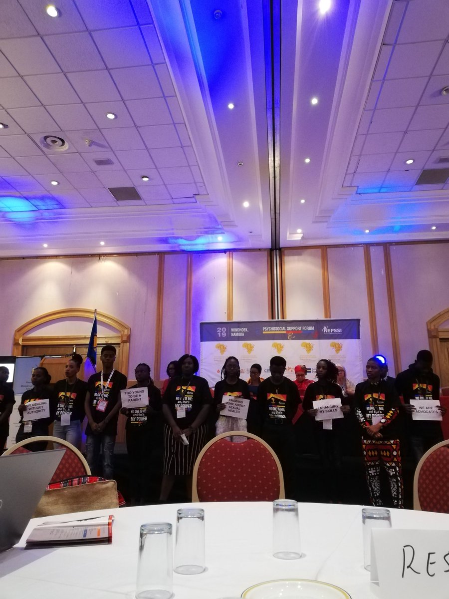 felistusmotime2's tweet photo. 'We want to influence decisions that concern us even without the accountability hat' children and young people inform the PSS Forum delegates
#Children'srights
#Youngpeople'srights
#childparticipation

@CRN_SA
@ACERWC_CSOForum
@Rre_Mosweu https://t.co/mcpna7MoTX