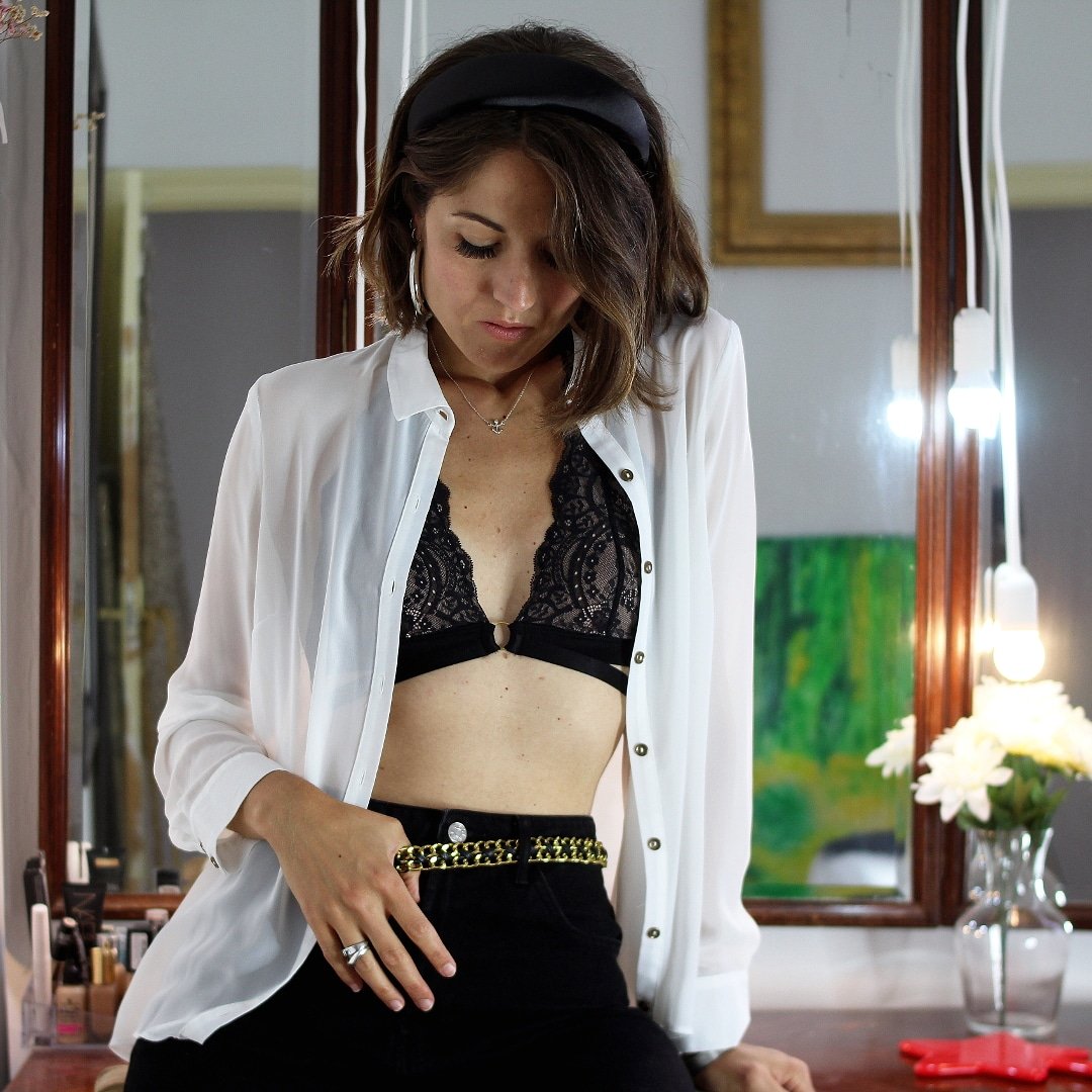 Nueva publicación en el blog😊
elmosquitoglamuroso.com/2019/08/elegan…

#photography #blog #look #trendy #fashion #blogger #moda #lencería #lingerie #woman