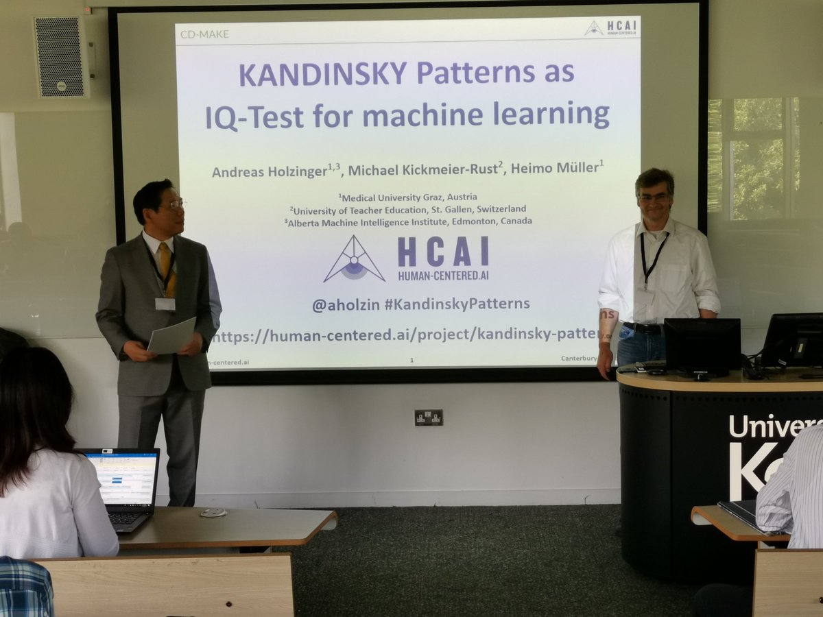 aholzin's tweet photo. #Kandinskypattern presented at @ares2019 #cdmake https://t.co/IJsqnxXScn