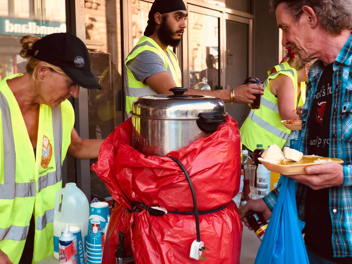 MidlandLangar's tweet image. 72 feeds in Northampton last Friday evening 🙏

#MLSS • #MLSSNorthampton
