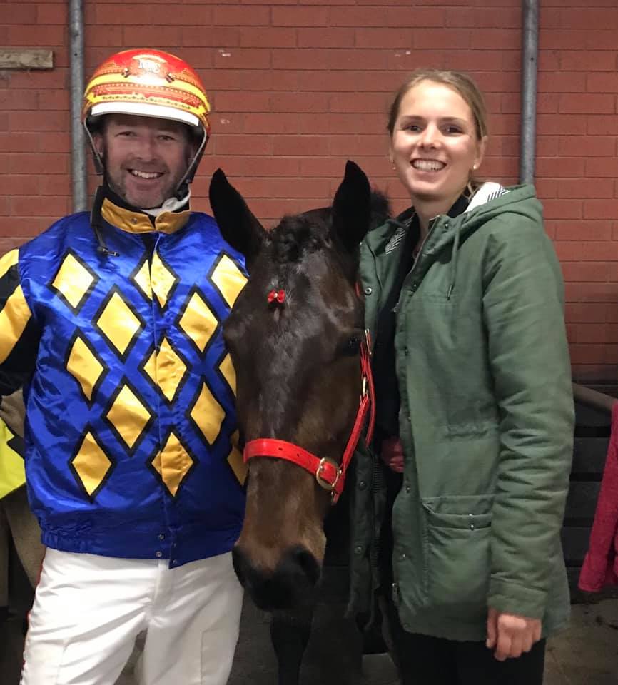 The <a href="/WoodlandsStudNZ/">Woodlands Stud NZ</a> Breeders Crown Series 21 (3YO Fillies) Silver Pace (Group 3) was won by ITZAMAJOR SURPRISE (Art Major-Itz Nosurprisesthere). MR 1:57.7 Trainer Driver <a href="/Mattiejcraven/">Matthew Craven</a> #thetrots#geelong
