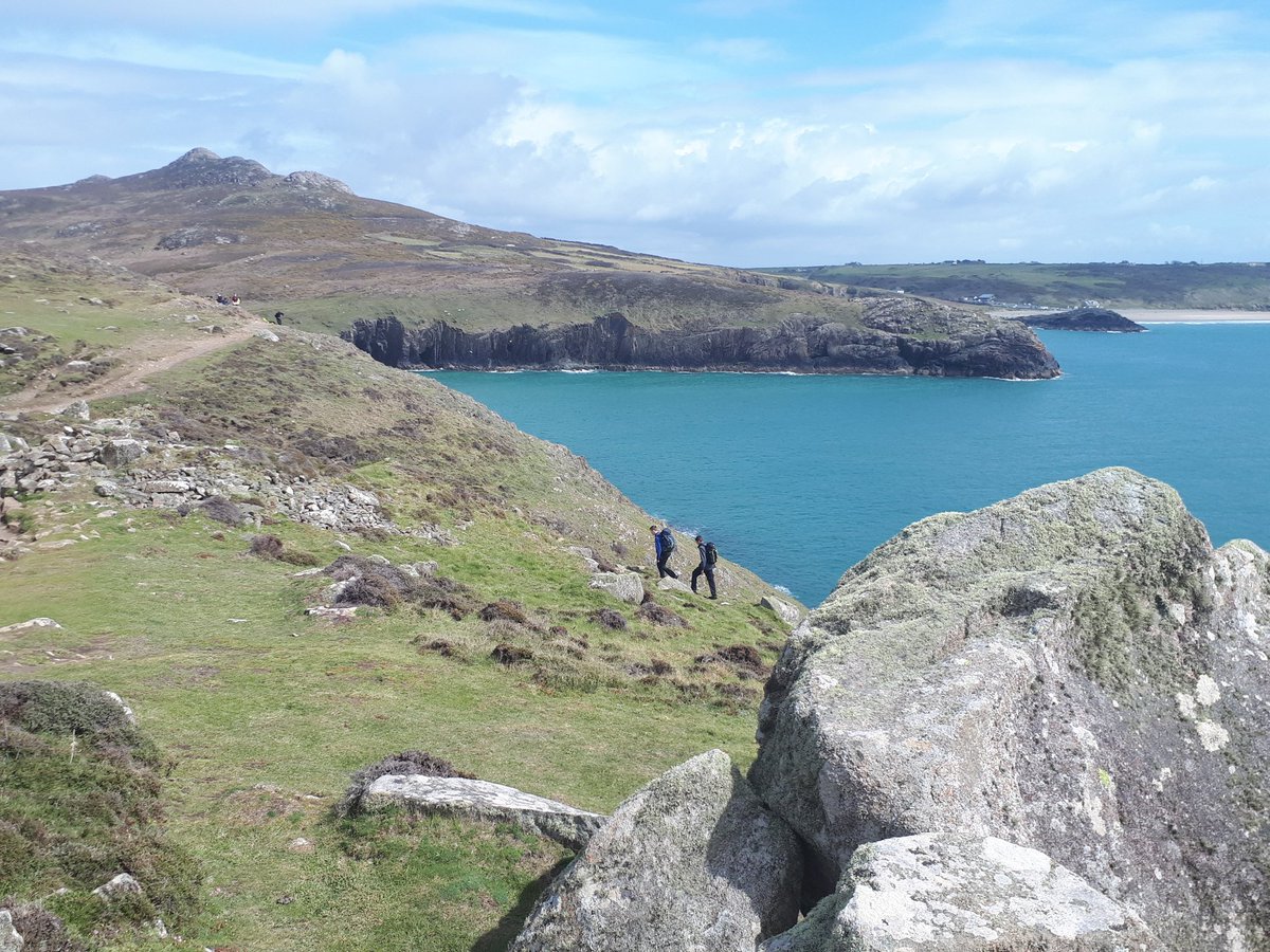 EarthSciPlymUni's tweet image. #LoveRocks #LoveFossils Didn&apos;t get your expected #alevel results?? No problem give us a call on 0333 241 6929. We have a a few places left on our #Geology #AppliedGeology #PhysicalGeographyGeology #MGeol &amp;amp; #foundation degrees @PlymUni