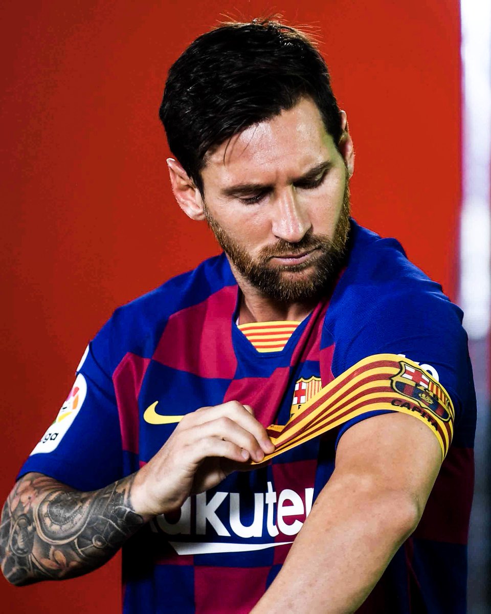 FCBarcelona_es's tweet photo. © Nuestro capitán 😍 https://t.co/9AMlu0tzUU