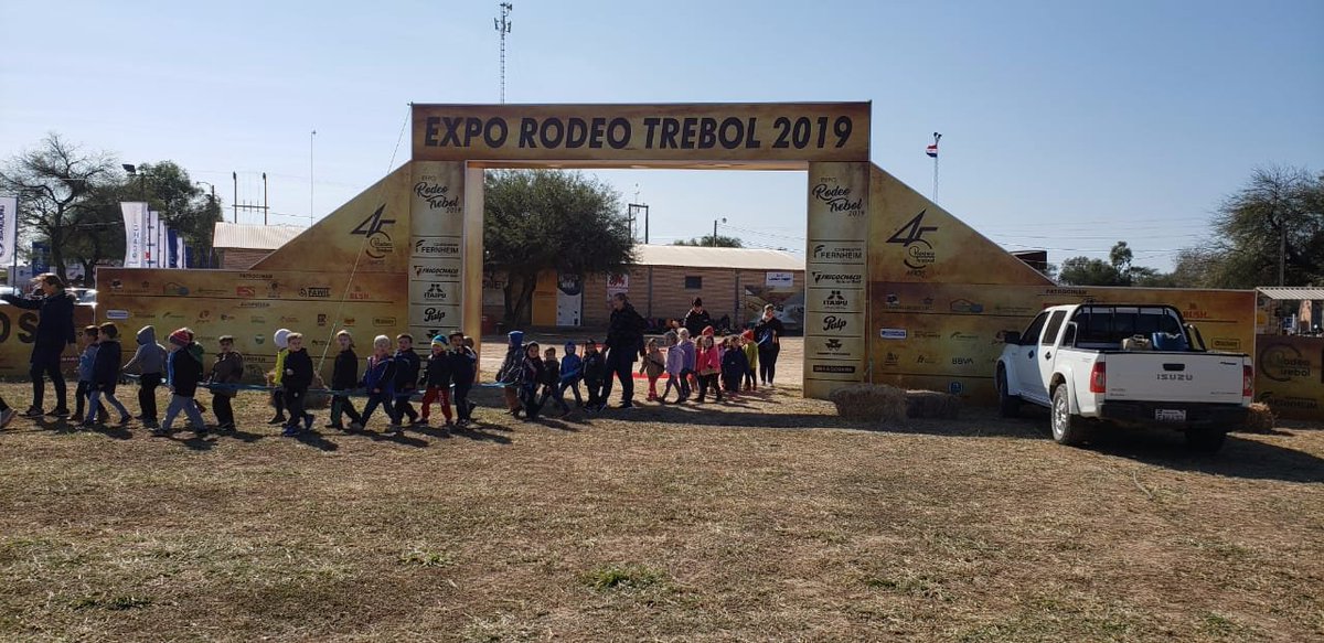 balanzashook's tweet photo. 🗓️Hasta el 18/08, te esperamos en #ExpoRodeoTrébol2019 con importantes novedades.
✅Visítenos en el stand de #SETACSRL 🇵🇾en el Campo de Exposiciones de la Asociación Rodeo Trébol, Chaco Central - Boquerón.
¡Los esperamos!
#BalanzasHook
#SistemasDePesaje
#EstaMarcaPesa https://t.co/S9XnrmBqJg