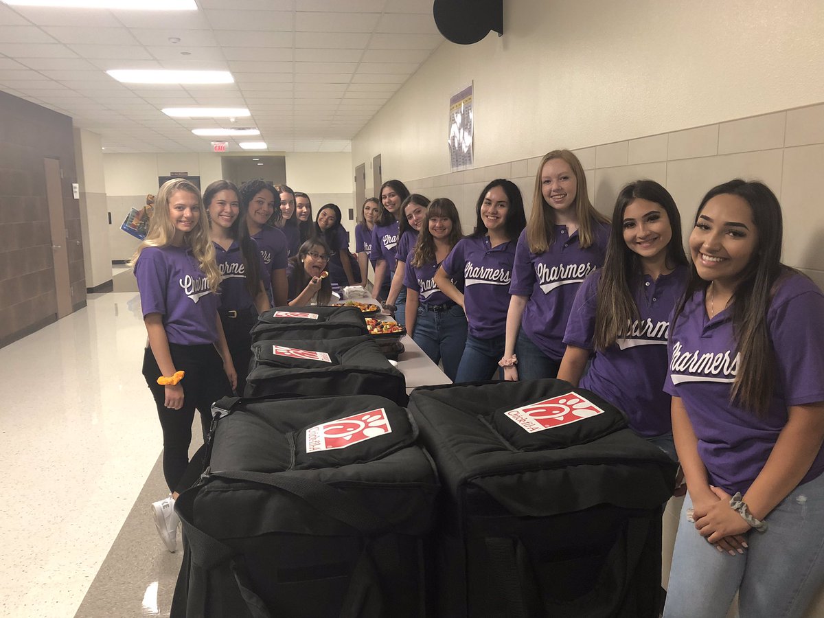 Breakfast is served Chisholm Trail Teachers!! Have an amazing day 💜💛 #EMSproud