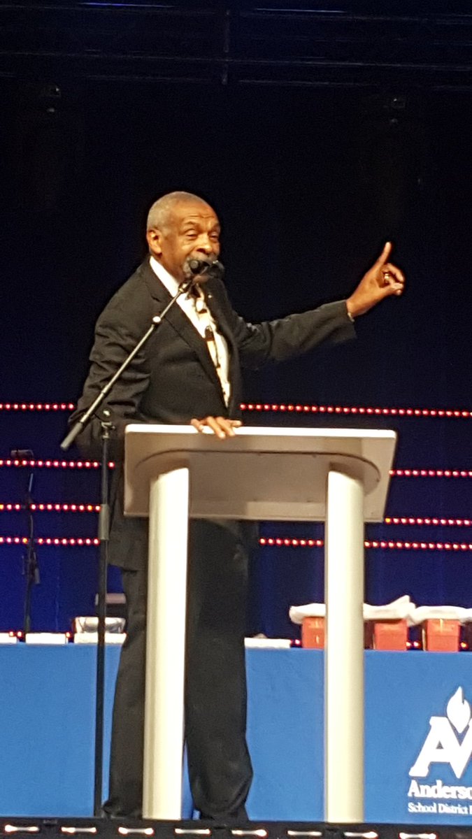 baldwi2's tweet image. Reverend Clinkscales sharing a few nuggets. @AndersonFive #vision5