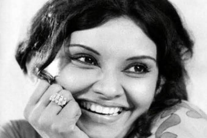 atulmohanhere's tweet photo. #SadNews Veteran actress #VidyaSinha is no more. She was known for remarkable films like #Rajnigandha #ChhotiSiBaat #PatiPatniAurWoh #Magroor. May her soul rest in peace. https://t.co/keDI3HBZ36