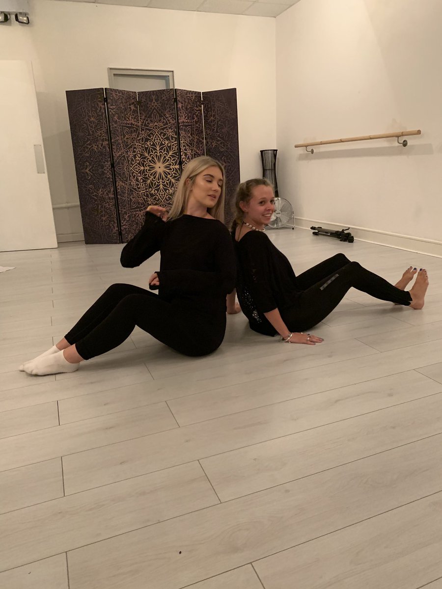 ClarionTweets's tweet photo. Funny old social shoot today for upcoming stuff. Yoga studios are fun! Thanks a lot Well &amp; Good Studios! #bendypeople #social https://t.co/0xqZahp00h
