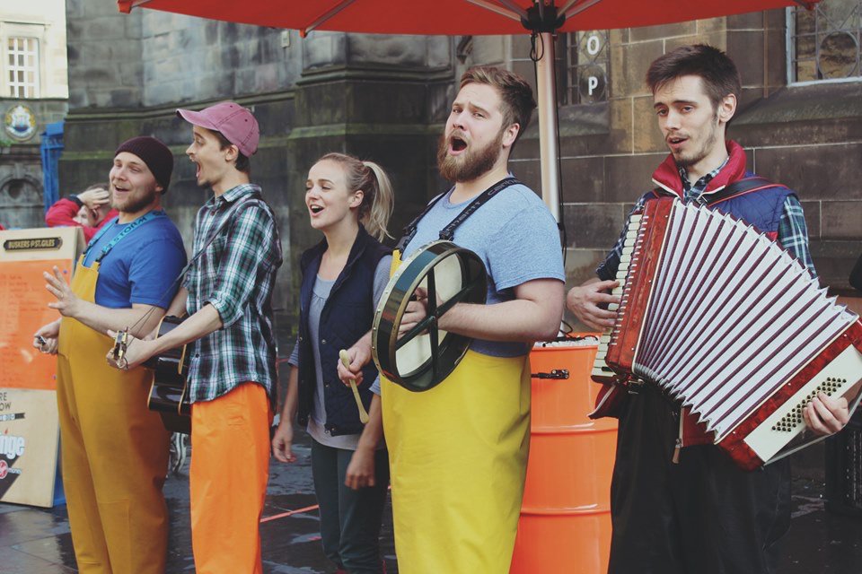 It's our final slot on the Royal Mile today with <a href="/FishermansTail/">Fisherman's Tail</a> <a href="/edfringe/">Edinburgh Festival Fringe</a> - catch us on the lower stage at 11:40am before our show at 1pm at Carrubbers :) 
Here's a little snap of yesterday on the royal mile.
#edfringe #makeyourfringe