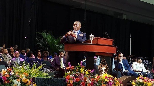 rlw_za's tweet photo. Bishop Stephen Zondo of Johannesburg, South Africa preaching, What The Devil Saw On Pentecost." tune in live via https://t.co/hgn8XA3Cz5 #PAWinc19 #NowItShallSpringForth #PAWinc #Cincinnati @ Duke Energy Convention Center https://t.co/xnJb2EjN5Q