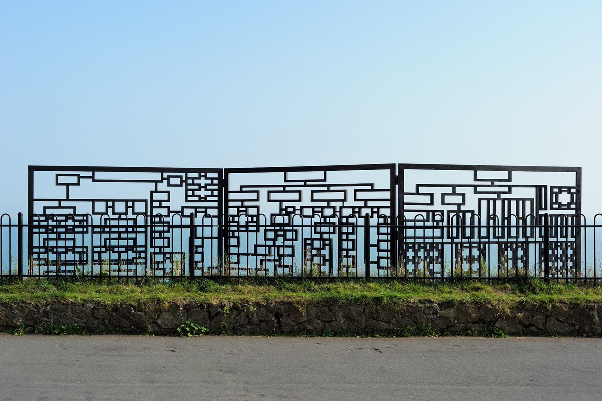 FolkArtworks's tweet photo. Having been "closed" for repairs, we are delighted to announce that #WillKwan's 'Apparatus No. 9 (The China Watchers: Oxford, MI6, HSBC)' has been restored to it's original glory &amp; is "reopen" at it's site along The Leas >> https://t.co/ORXRe2QlJ4 #Folkestone #Art #Kent #artworks https://t.co/c2rdGcGvJ0