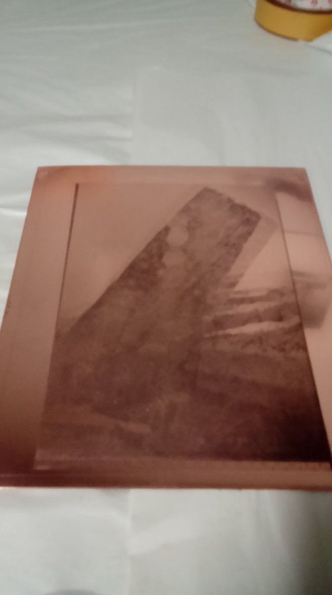 Print_Studio_VC's tweet photo. Before &amp; after the #etching process.
Edition Aglaia Konrad.

#printmaking #printmakingstudio #art #masterprinter #heliogravure #artist #AglaiaKonrad #StudioVanCauwenberge https://t.co/FmRo9yQLos