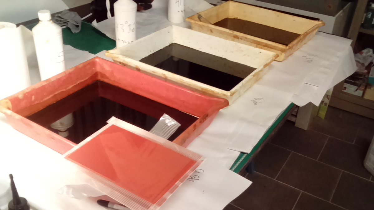 Print_Studio_VC's tweet photo. Before &amp; after the #etching process.
Edition Aglaia Konrad.

#printmaking #printmakingstudio #art #masterprinter #heliogravure #artist #AglaiaKonrad #StudioVanCauwenberge https://t.co/FmRo9yQLos