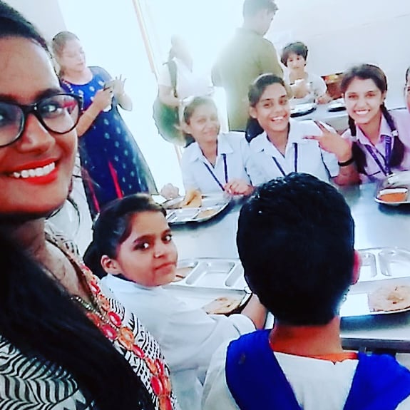 kaush_iki's tweet photo. A day wid dem...thankuuuuu @IIHMHOTELSCHOOL giving us dat opportunity to spend tym wid dem...had lots of fun wid dem...deir smile..jst cann't explain d feeling😊😍😍😍...@AADirIIHMDELHI @subornobose @ChefWithPen @RahulPuri009 https://t.co/2Gz3DL5gt3