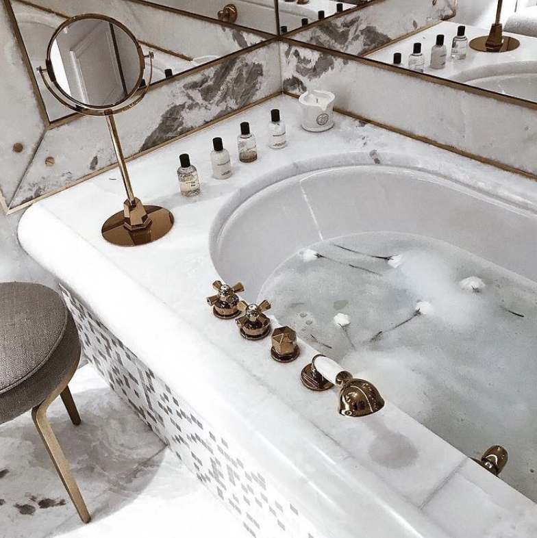 withlovelilly's tweet photo. Sundayzzz. 

#WithLoveLilly https://t.co/KgbxxBnDYT