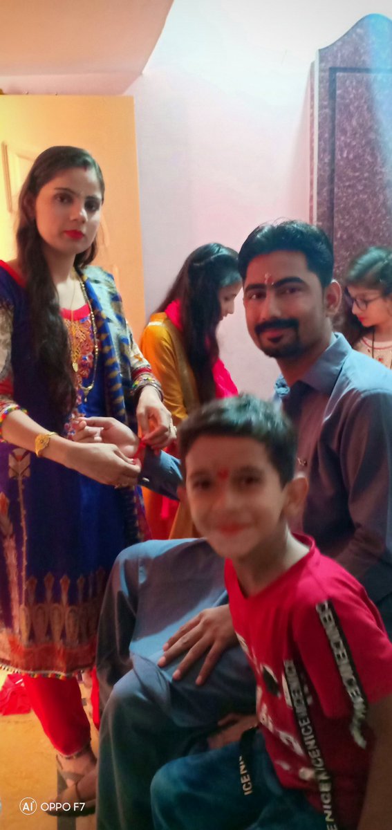 sanjaysindhi65's tweet photo. کچے دھاگون سے جڑا یے انمول رشتا آپ سب کو مبارک ہو
#Happy Raksha Bandhan. https://t.co/DdoQudoNcG
