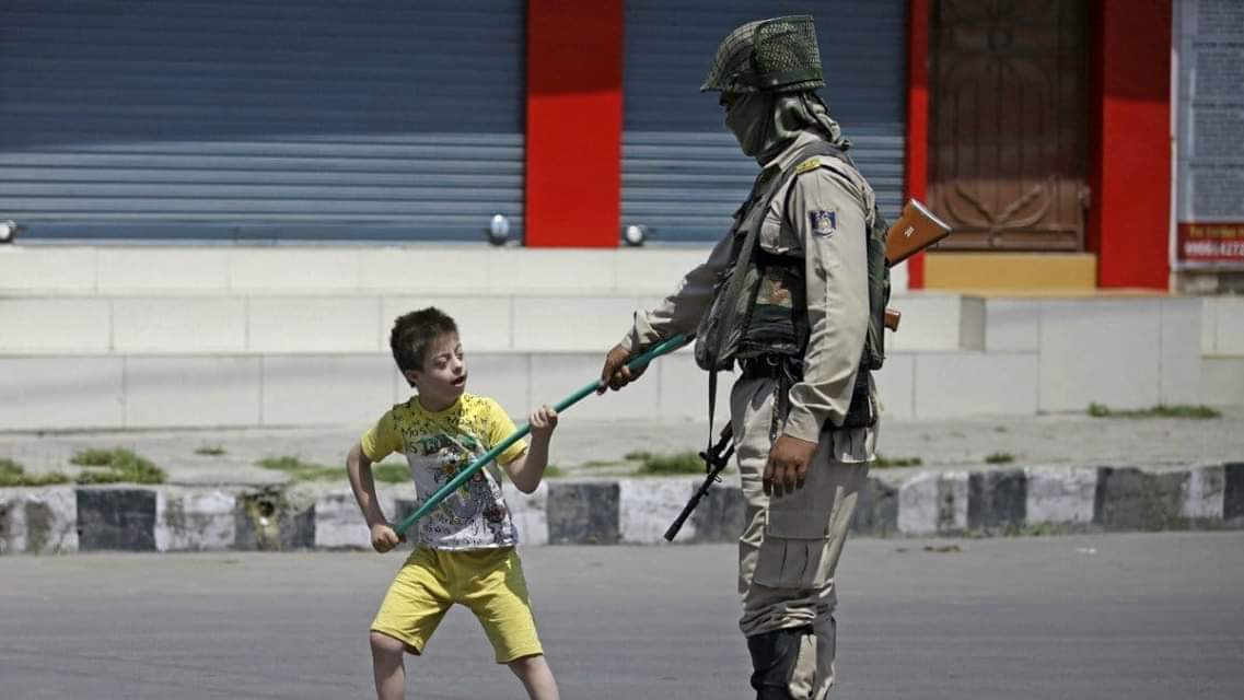 Sadam_Hossain1's tweet photo. Today a terrorist nation is celebrating its freedom day. It is the nation of such people who's national drink is "Gao Muttar"(Cows Urine). And a nation who didn't even belive that other people have right to live in this world.
#BlackDay15thAugust
#FreeKashmir
#ModiTheNewHitler https://t.co/mEiGDlnBwQ